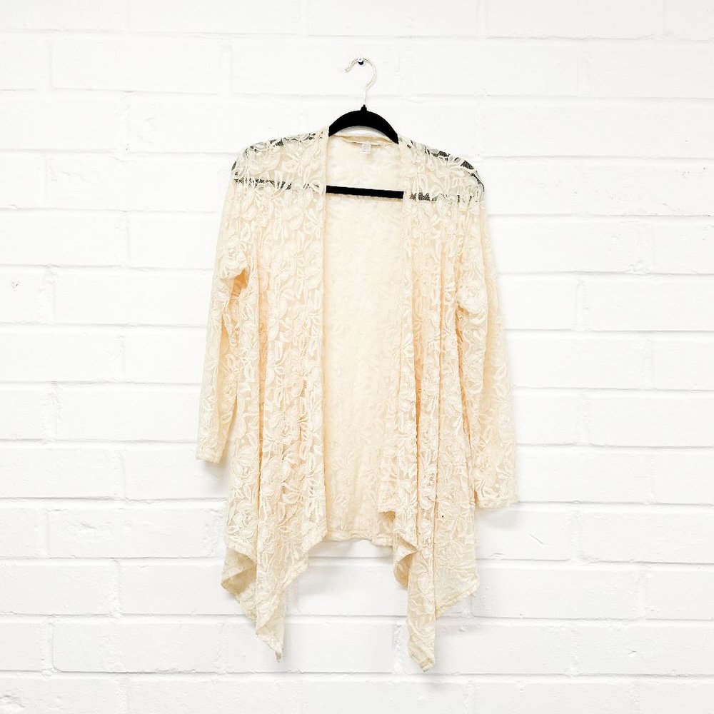 Maria Gabrielle Lace Cover